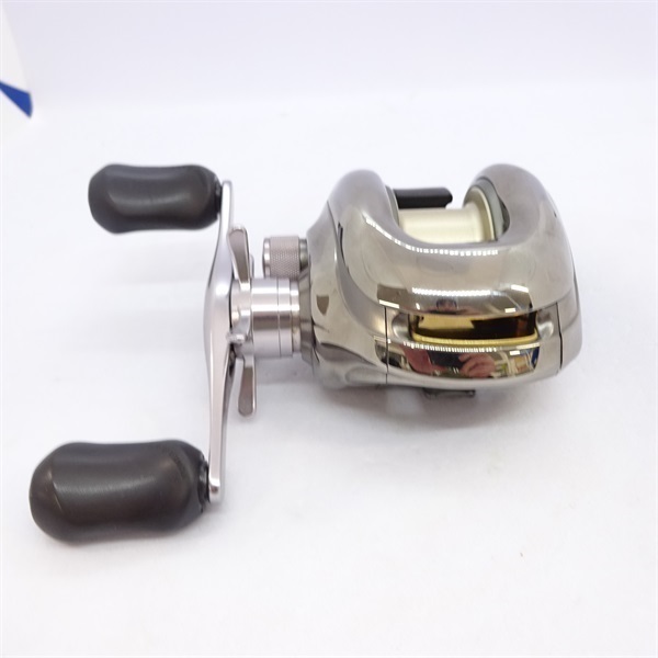 スコーピオンアンタレス右